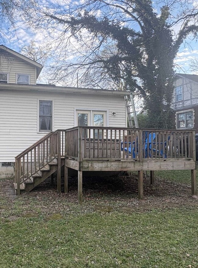 Building Photo - 5BR/2.5 Bath in Prime 12 South | Park-Facing | Two Sunrooms | Walkable Luxury Living