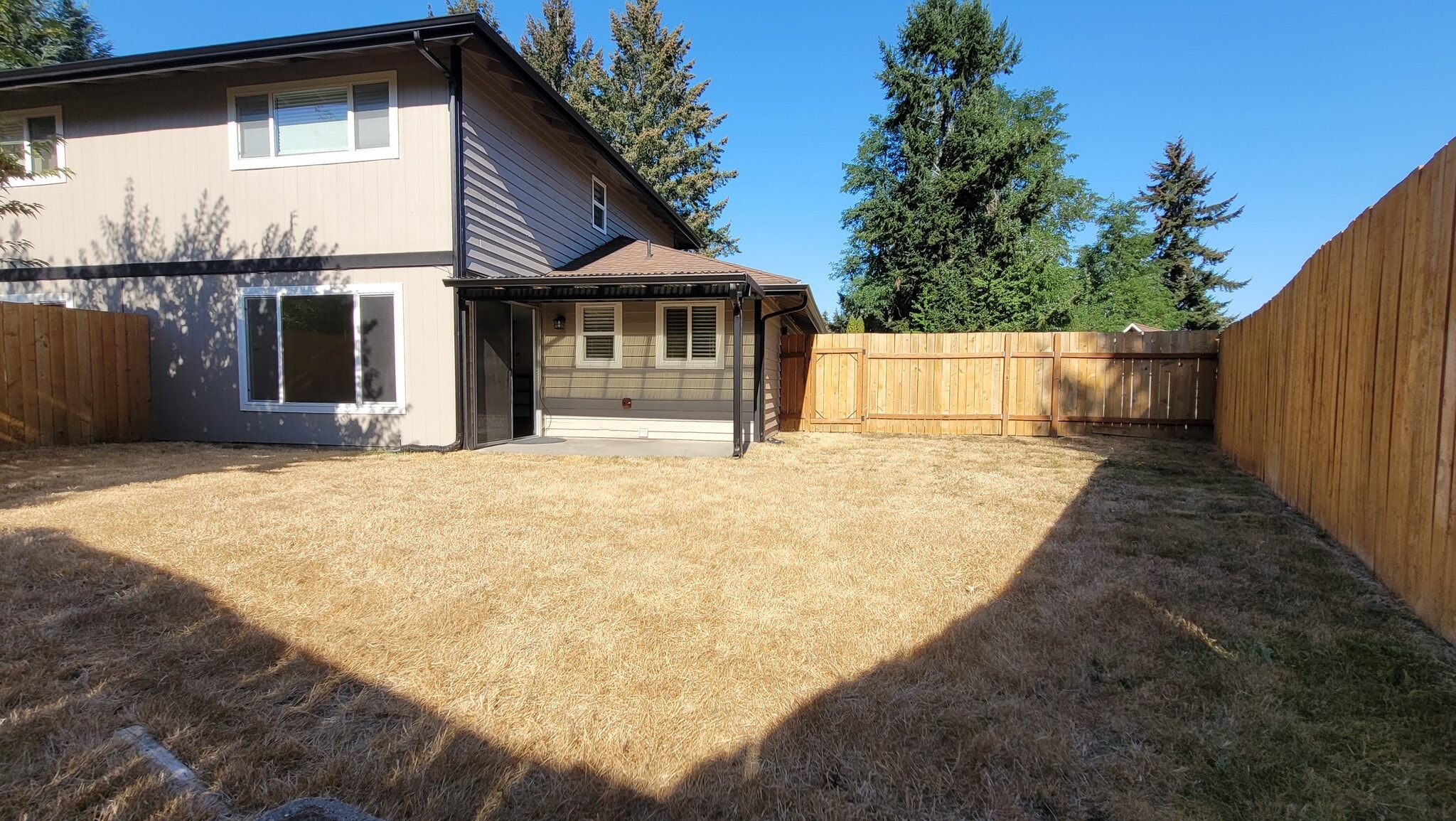 Fully Fenced Backyard - 1311 Glen Mary Dr SE