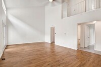 Building Photo - Freshly Renovated Townhome near Perdido Ba...