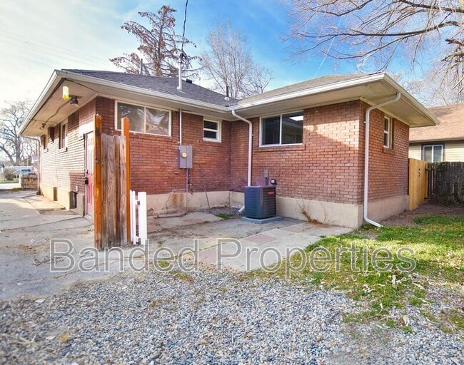 Building Photo - 2965 S 500 E