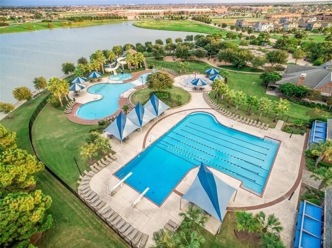 Building Photo - 18150 Moonlit River Dr