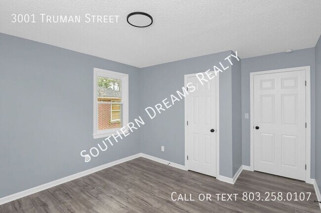 Building Photo - 3001 Truman St