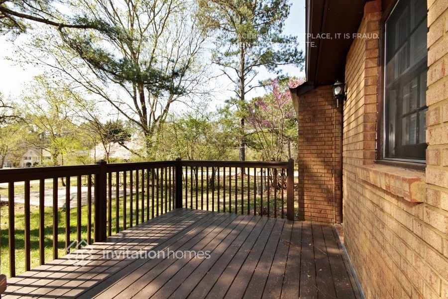 Building Photo - 4412 Bryant Dr SW