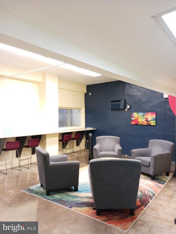 Building Photo - 2500 Q St NW