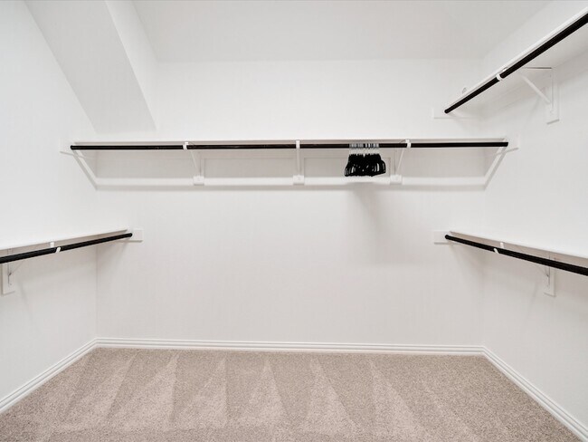 Building Photo - 2116 Sunnymede Dr