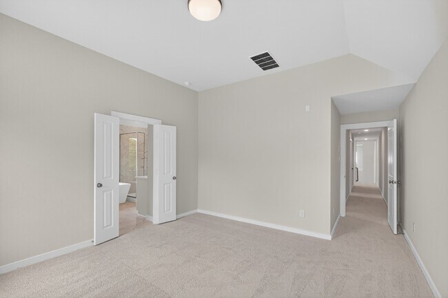 Building Photo - 304 Fields Ln