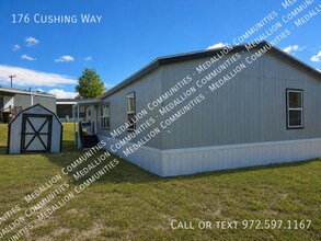Building Photo - 176 Cushing Way