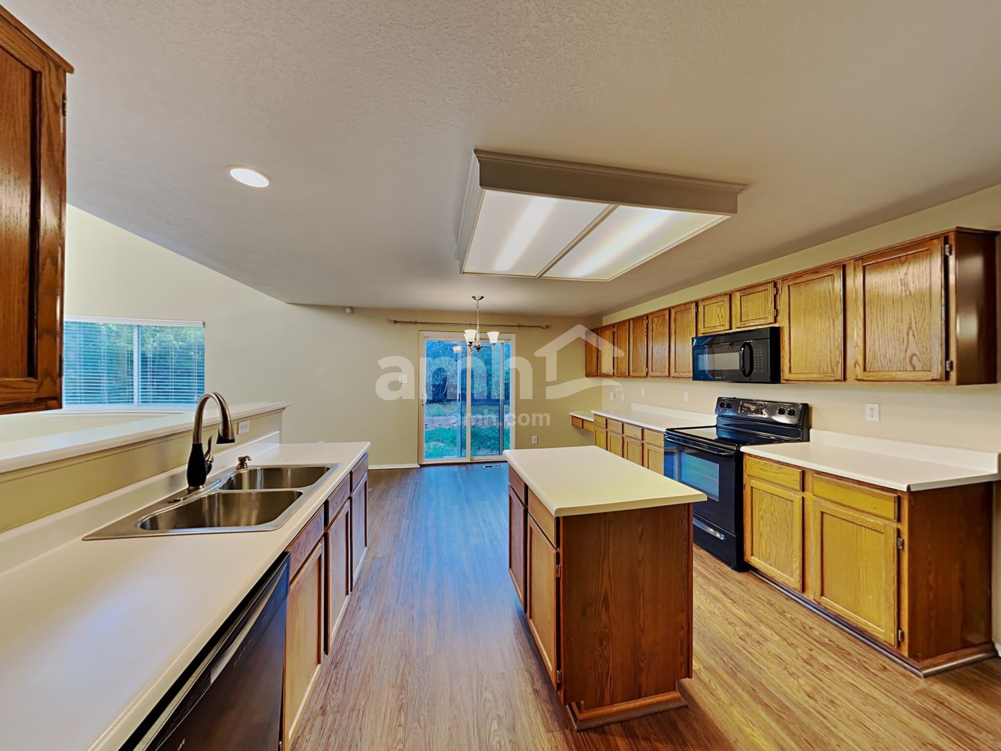 Building Photo - 11393 Gray St