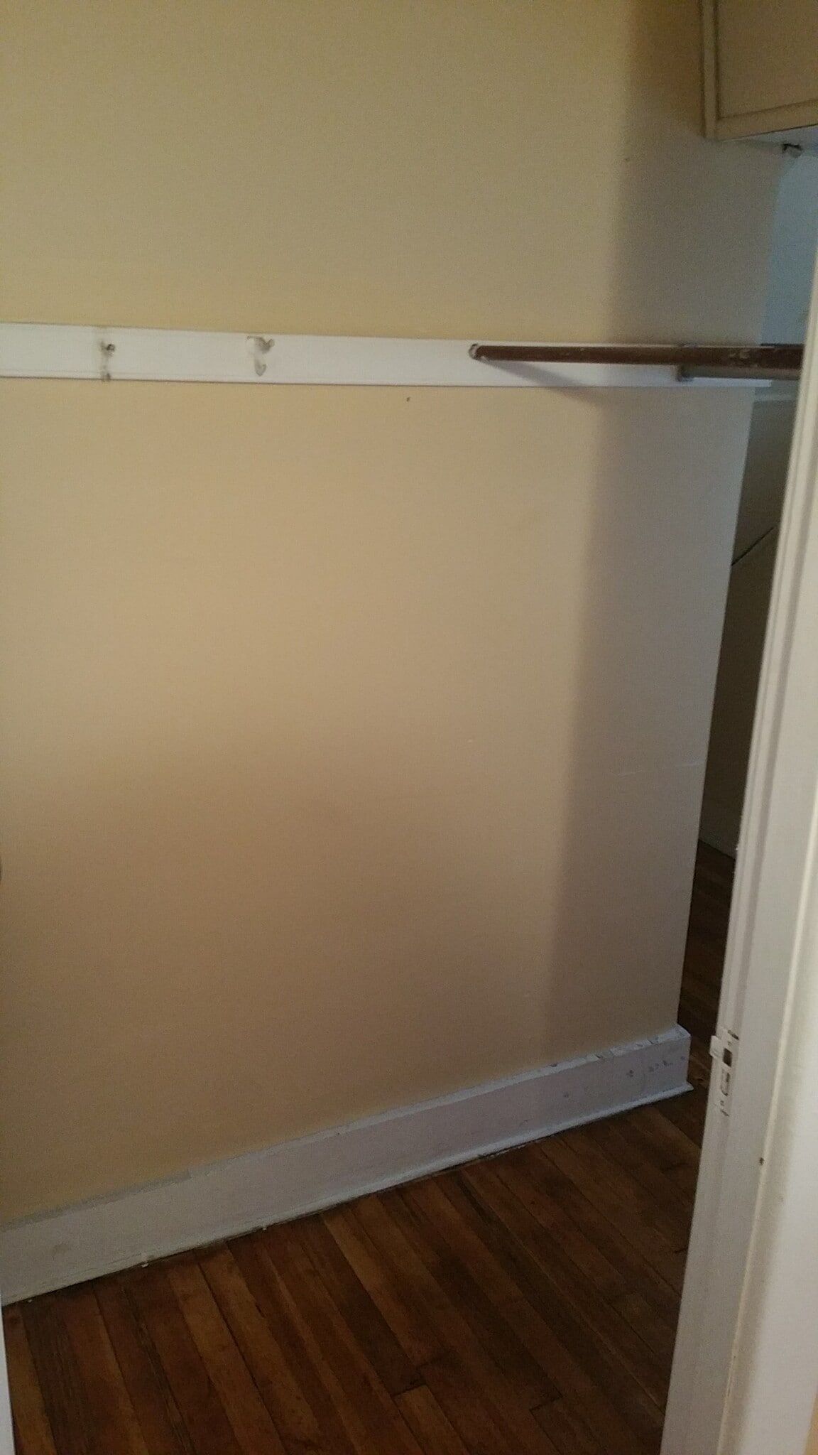 Building Photo - 315 McClellan St