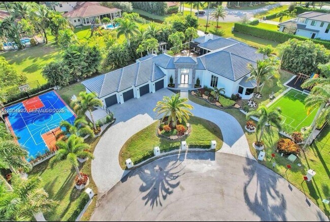 Building Photo - 11400 NW 7th St