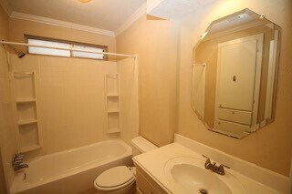 Building Photo - 13215 Lake Breeze Ln