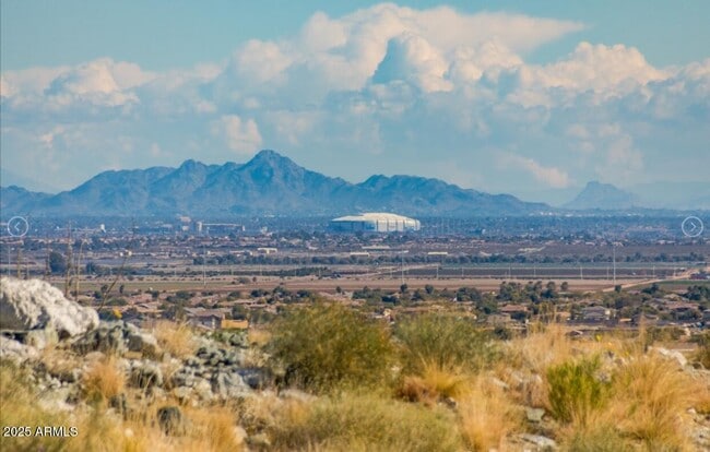 Building Photo - 20831 W Hubbell St
