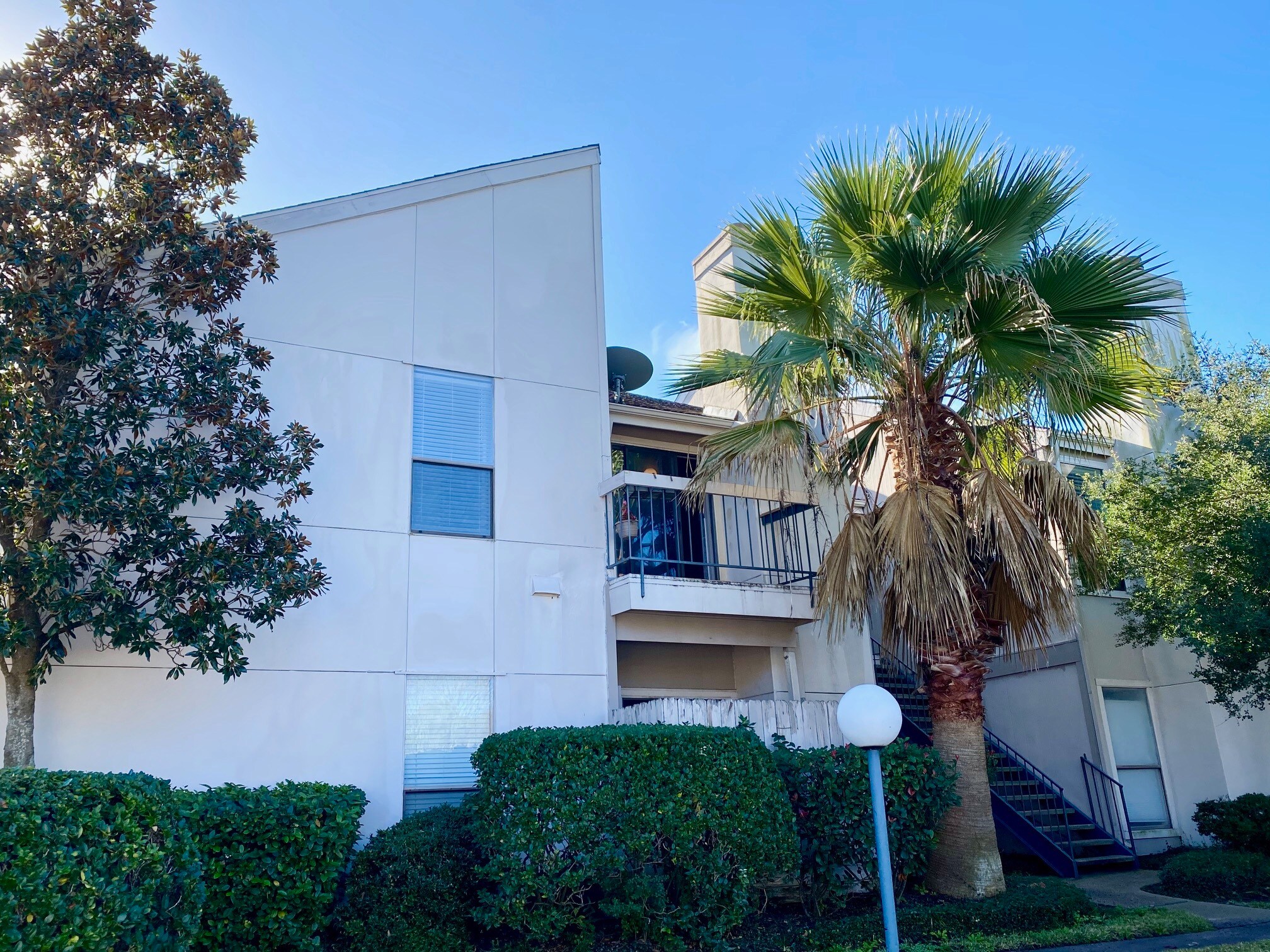 External View - 7950 N Stadium Dr