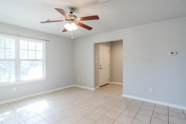 Building Photo - 114 Gambel Oak Way