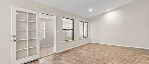 Building Photo - 4528 R L Shoemaker Dr