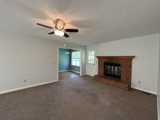 Building Photo - 5722 Whisperwood Dr