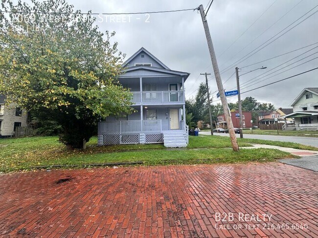 Primary Photo - 2069 W 98th St