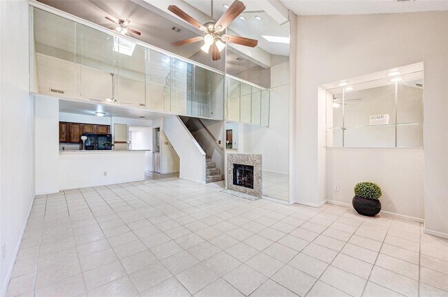 Building Photo - 16800 Sugar Pine Dr