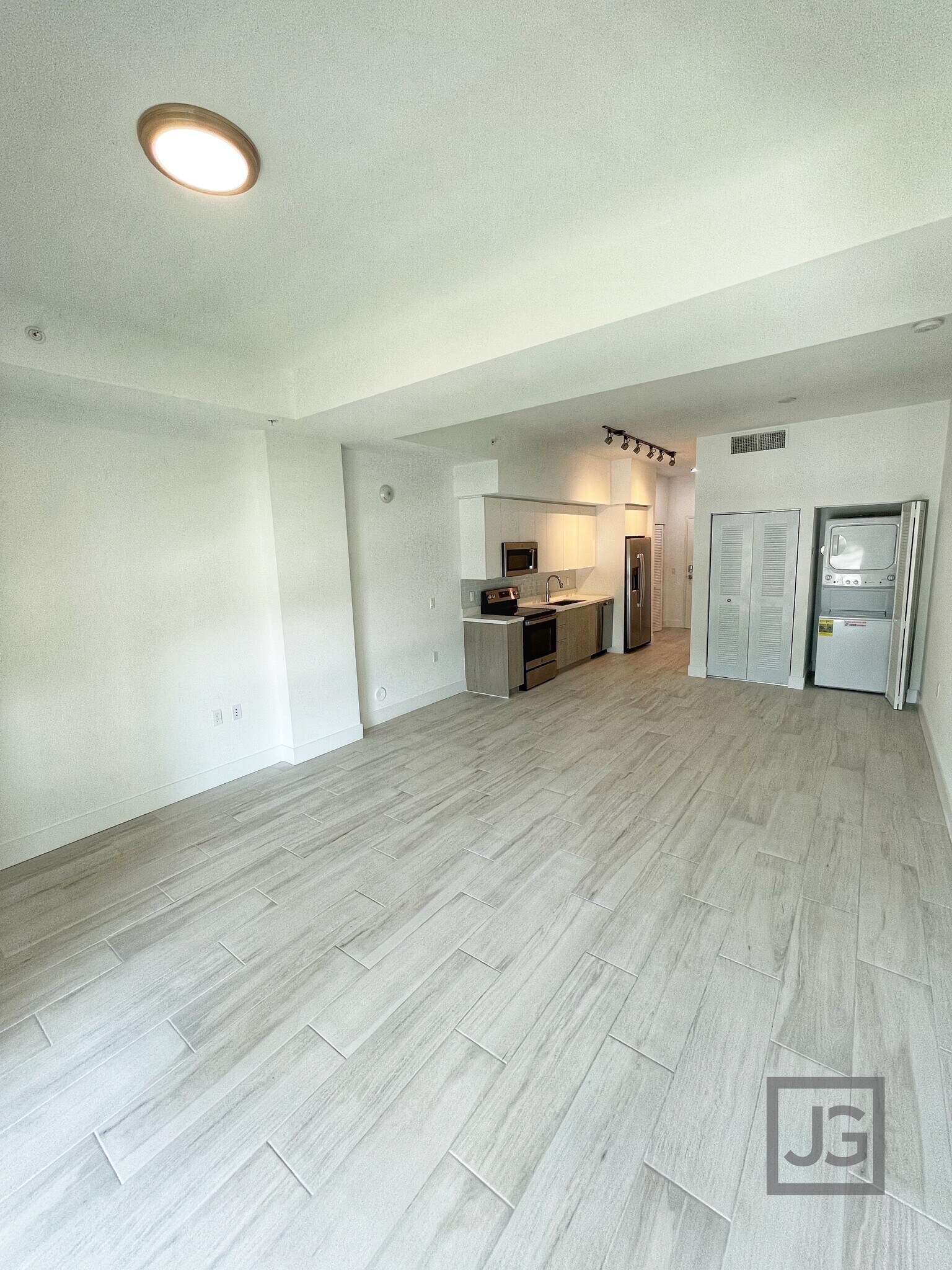 Living Room - 326 NE 5th Ave