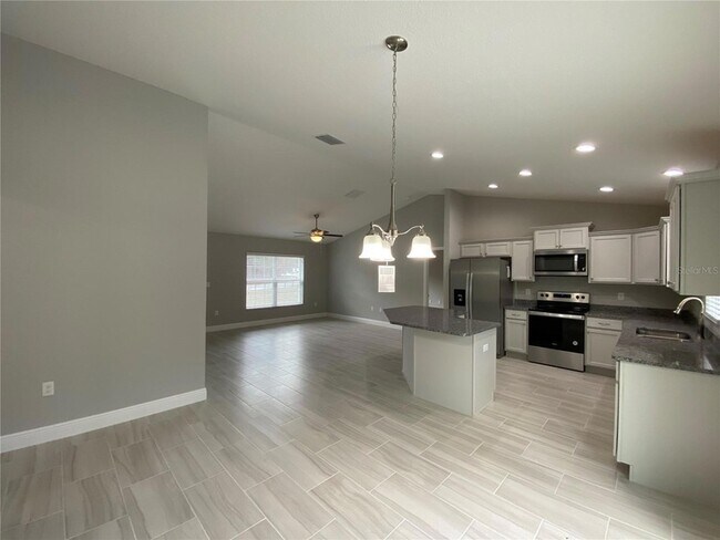 Building Photo - 13791 SW 33rd Terrace