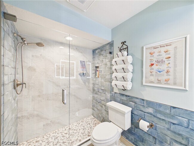 Building Photo - 27171 Enclave Dr