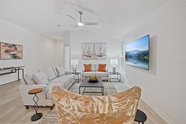 Building Photo - 7661 Rutherford Ln