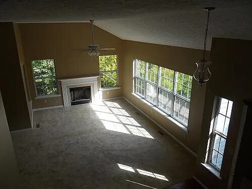 Building Photo - 4200 Heathmoor Ct