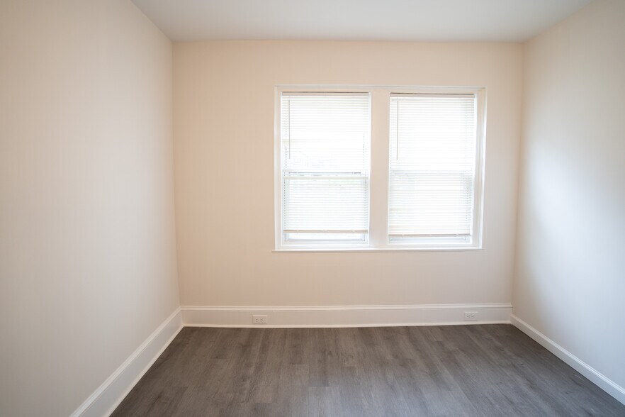 Building Photo - 920 Macadam St
