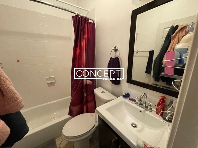 Building Photo - 243 Northampton St