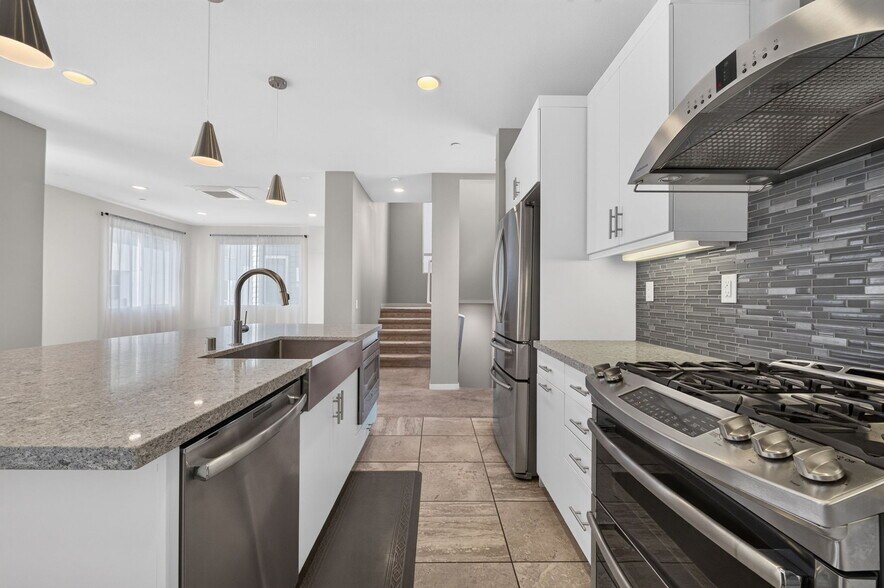 Building Photo - 821 Brickyard Ln