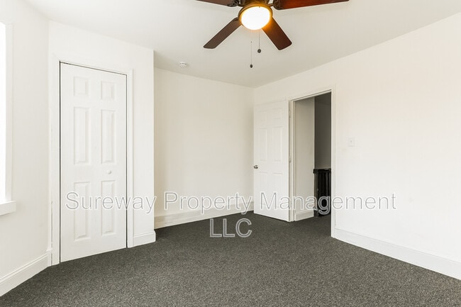 Building Photo - 447 Pusey Ave