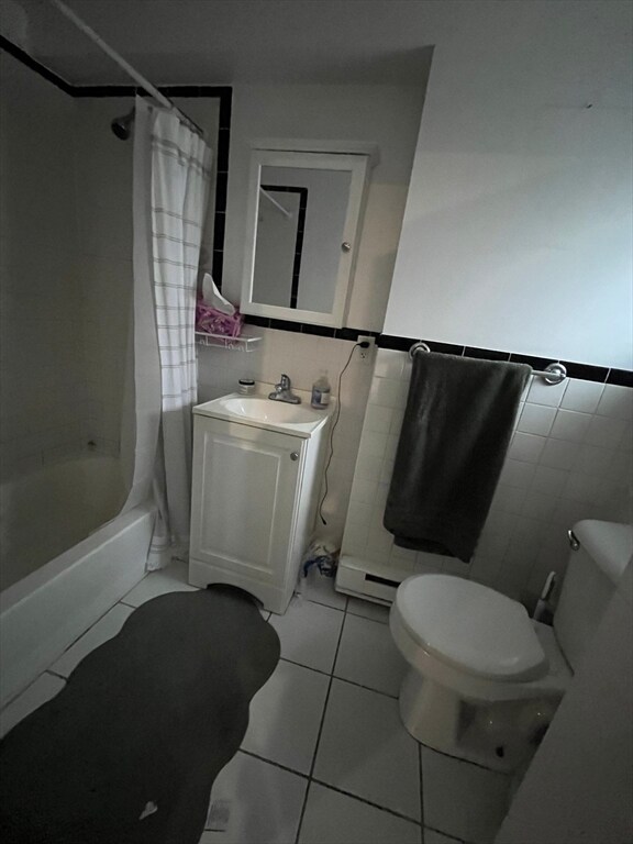 Building Photo - 915 Beacon St