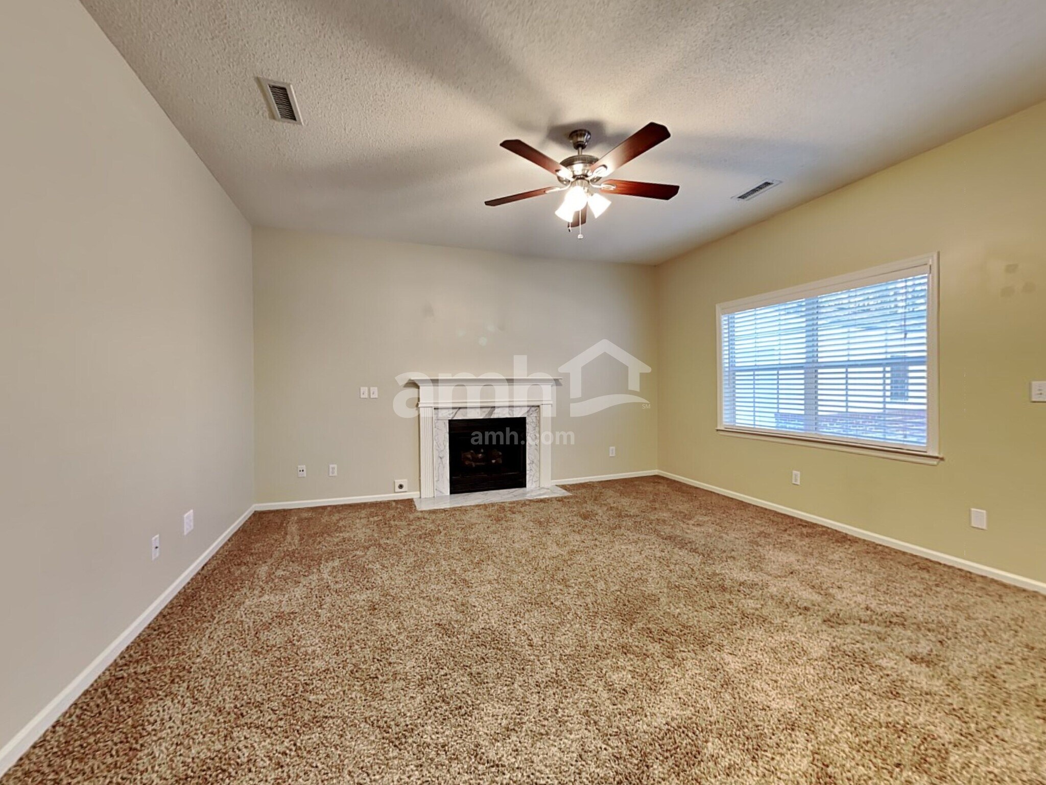 Building Photo - 106 Guildford Dr