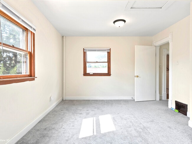 Building Photo - 1513 Connor Ave