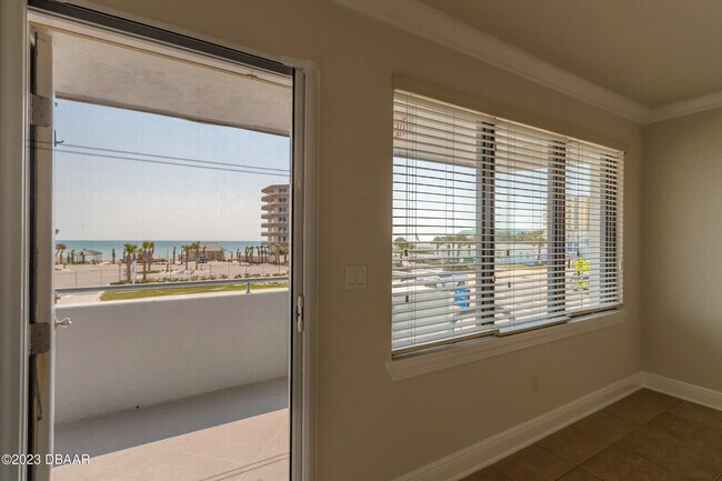 Building Photo - 3624 S Atlantic Ave