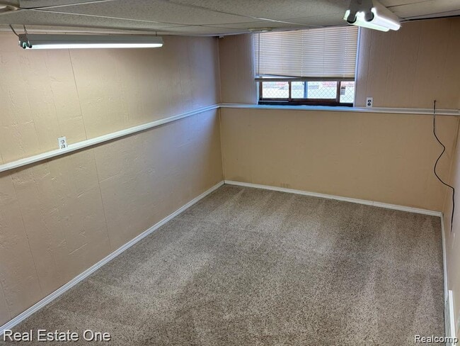 Building Photo - 5102 Franklin Park Dr