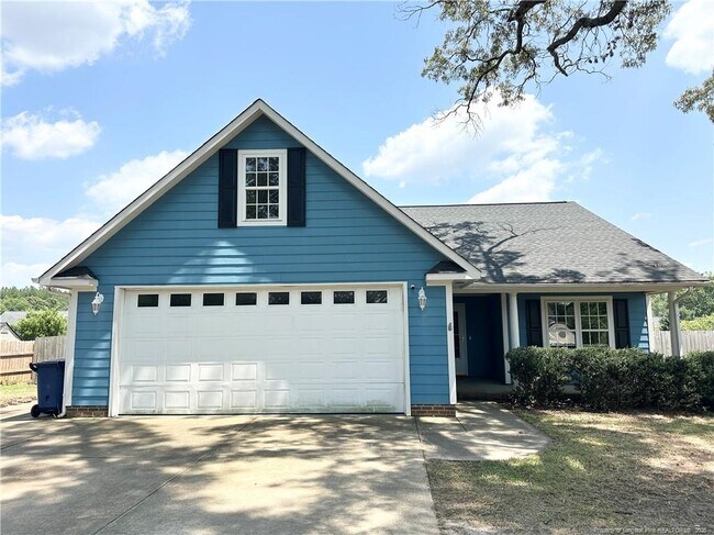 Building Photo - 112 Harvest Ln