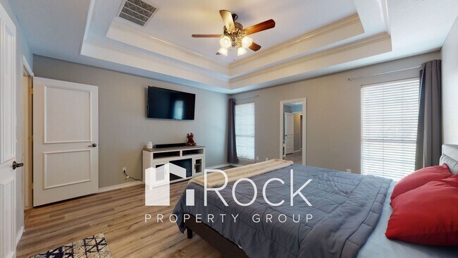 Building Photo - Need space? Take a look at this 4 Bedroom/4.5 Bathroom Home in SW Edmond! *HALF OFF 1st Month's R...