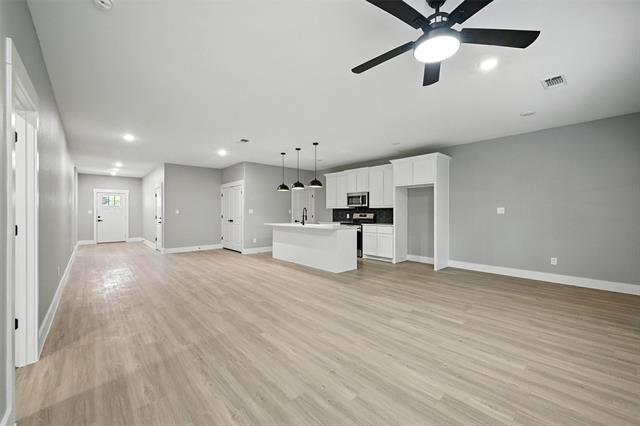 Building Photo - 1331 W Crawford St