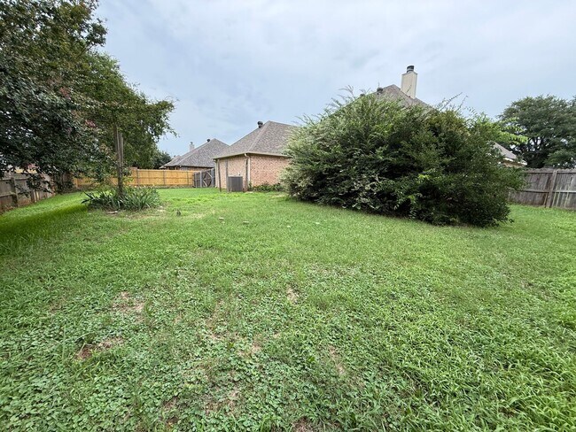 Building Photo - Charming 4-bed/2-bath in Bullard’s Legacy Estates!
