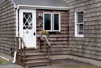 Building Photo - 37 Eames St