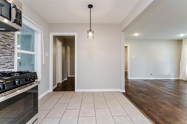 Building Photo - 10265 San Lorenzo Dr
