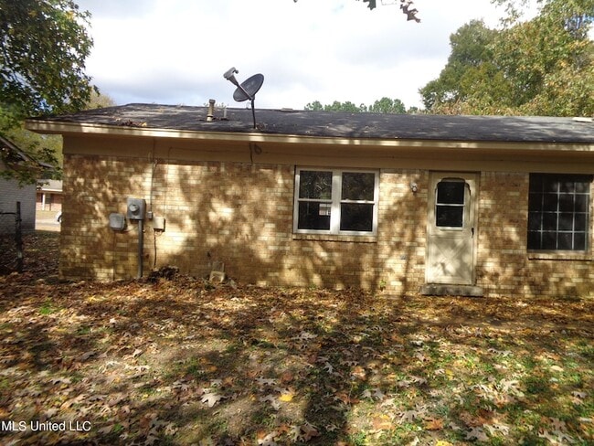 Building Photo - 5163 Haynes Dr