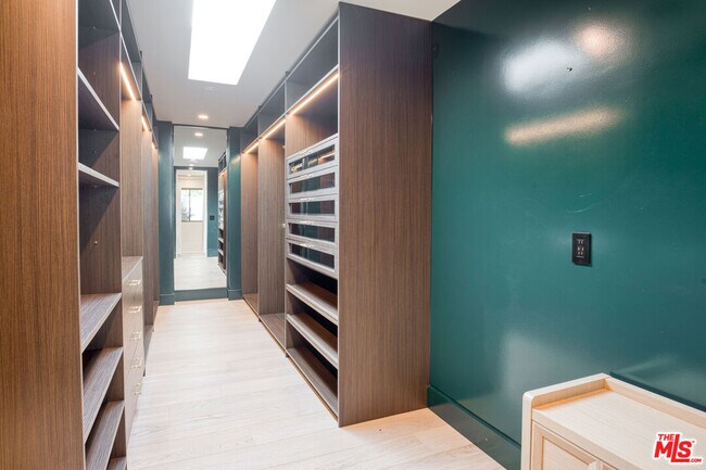 Building Photo - 70461 Boothill Rd