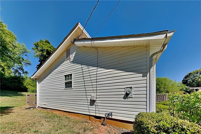 Building Photo - 4956 W Ridge Dr