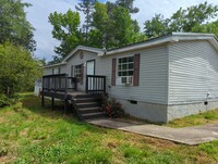 Building Photo - 4 Bedroom House in Rossville