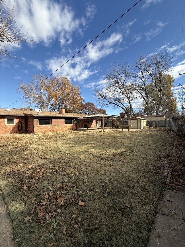 Building Photo - 2709 57th St