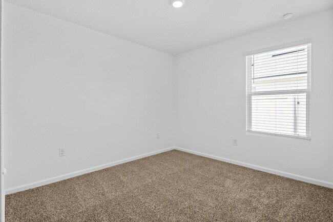 Building Photo - 353 Ardila Cir