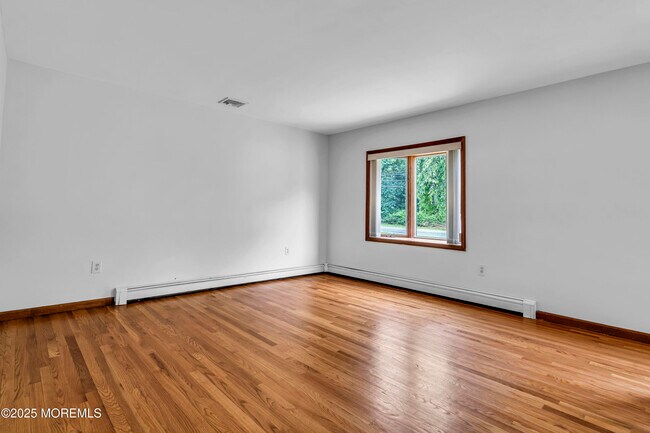 Building Photo - 1280 Whitesville Rd