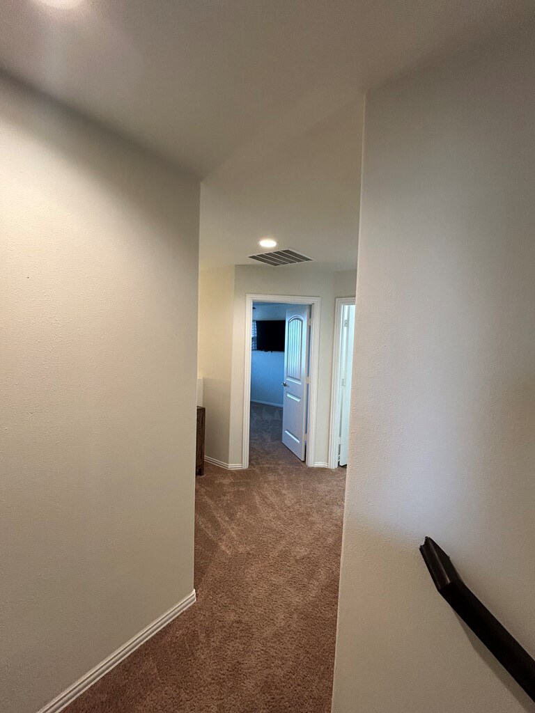 Building Photo - 1714 Wrigley Dr